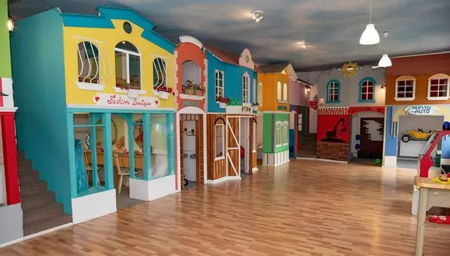 Strada principală din Magic Town