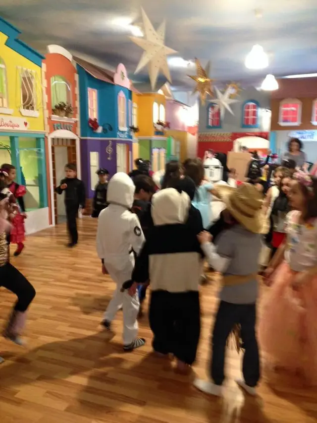 Carnaval cu costume