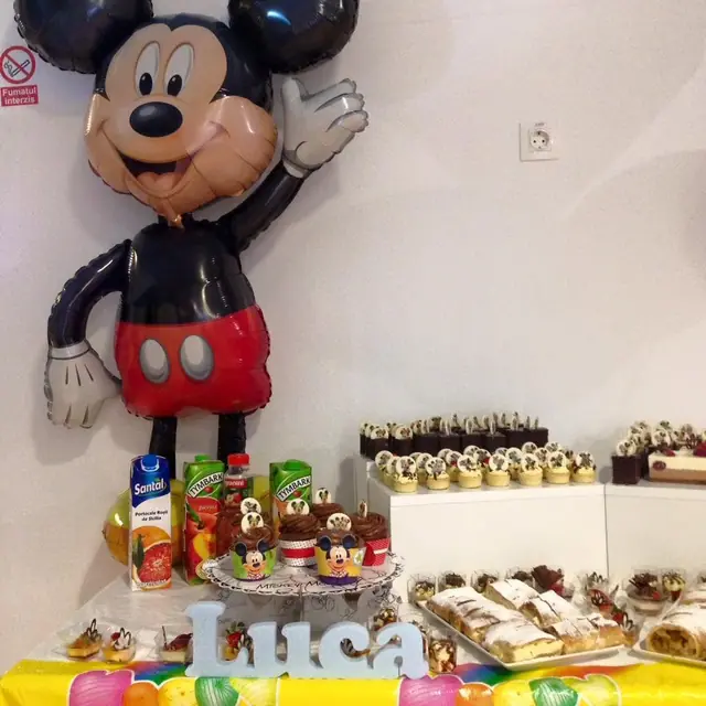 Petrecere cu Mickey